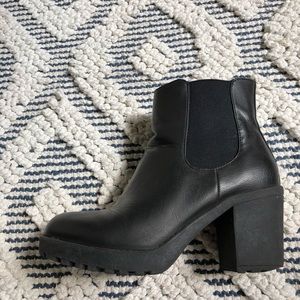 Black 90s boots